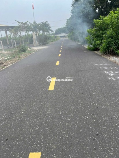 Chính chủ kẹt tiền bán gấp 2 lô đất đường nhựa sát biển, khu CN